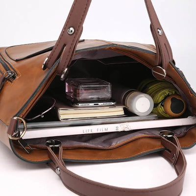 AXEL - LEATHER SHOULDER BAG