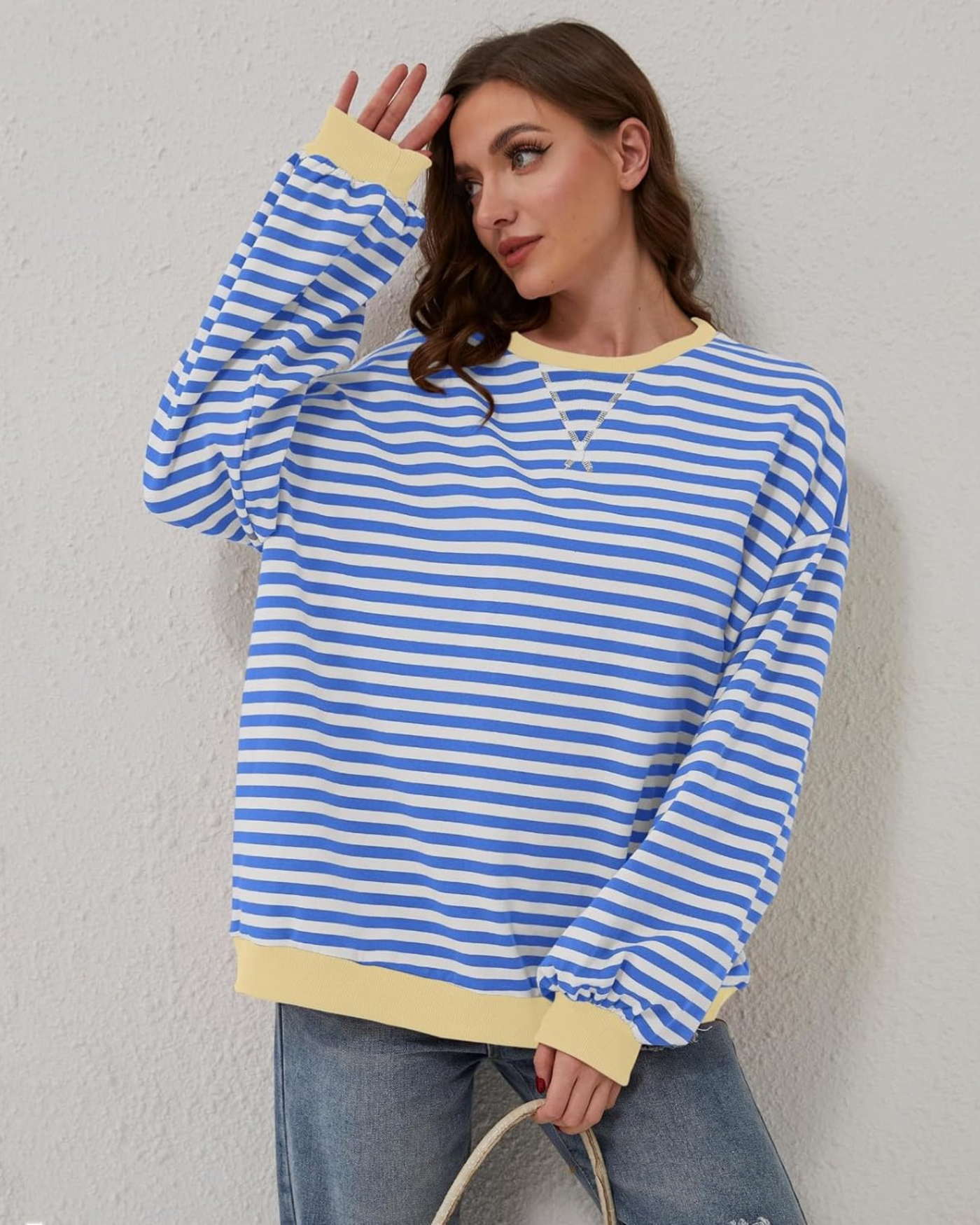 AKILIA - OVERSIZED STRIPED PULLOVER