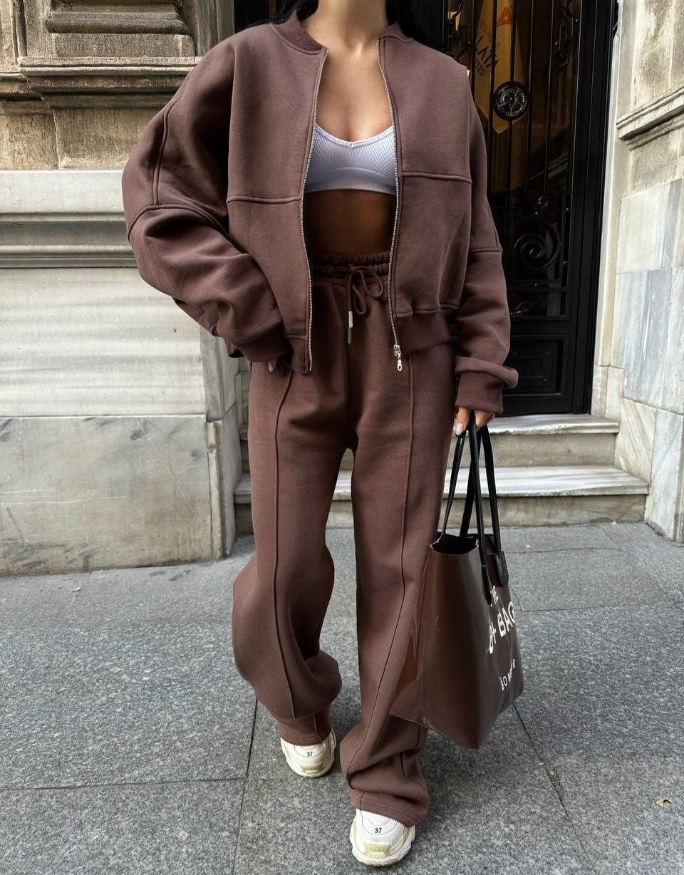 ISHARA - COZY TRACKSUIT SET