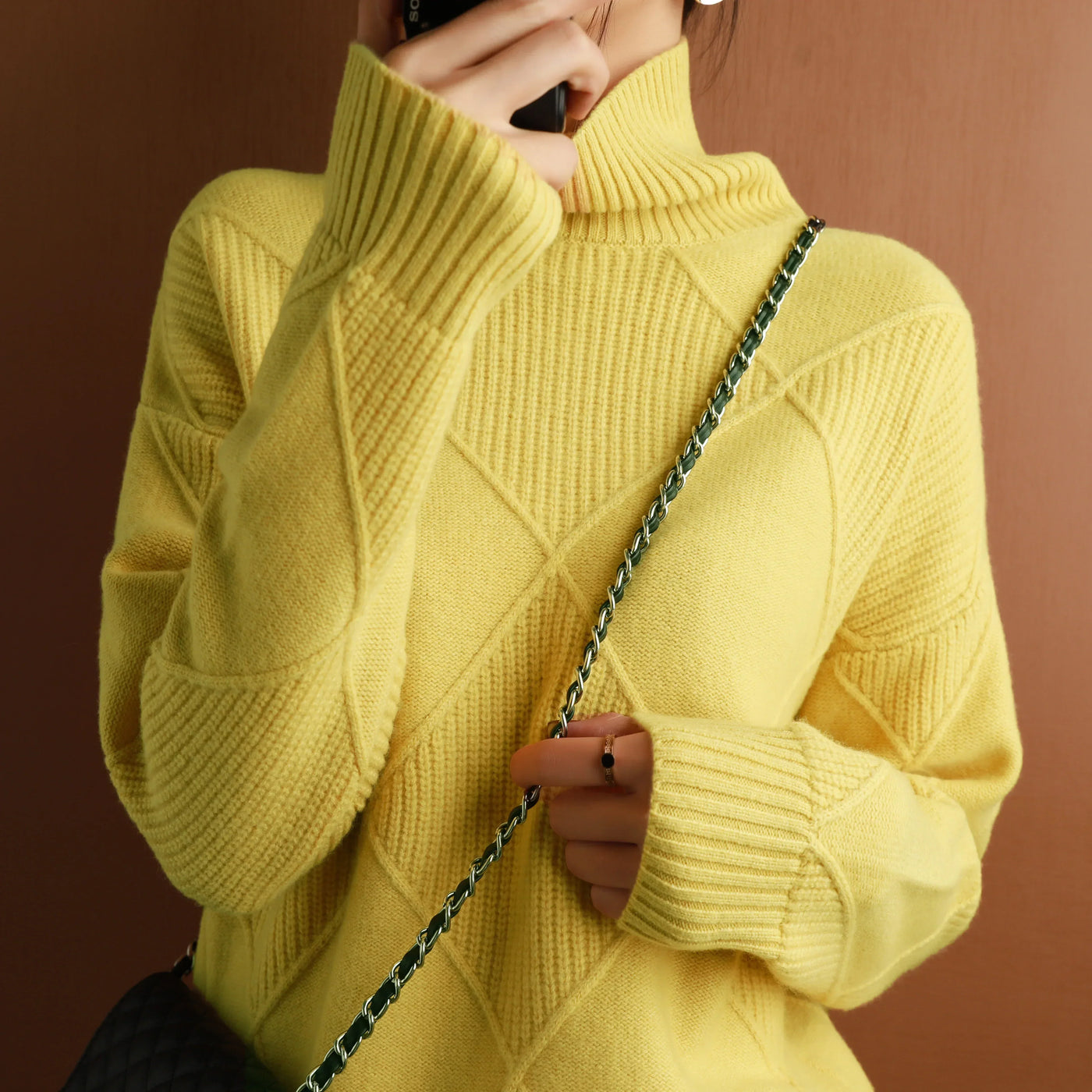 VIA - TURTLENECK SWEATER