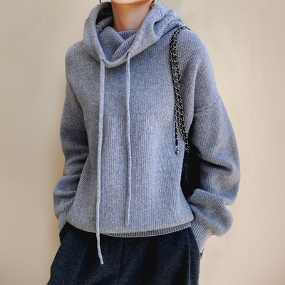 MERICIA - WARM WINTER HOODIE