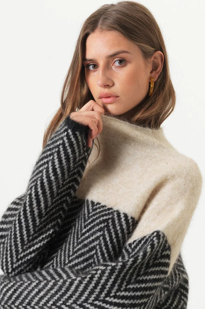 ADIANA - SOFT TURTLENECK