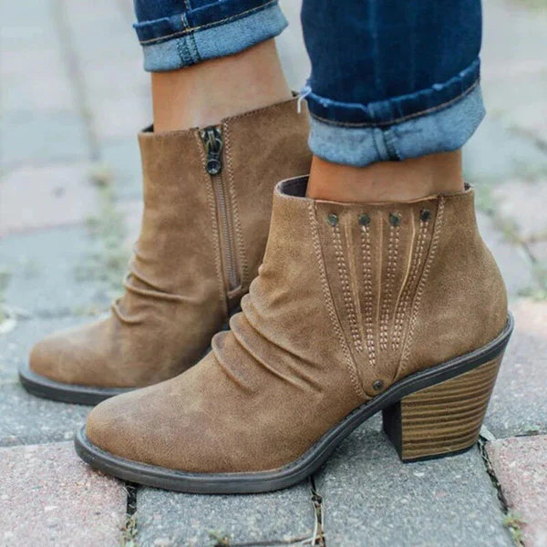 HALLIE - STYLISH BOOTS